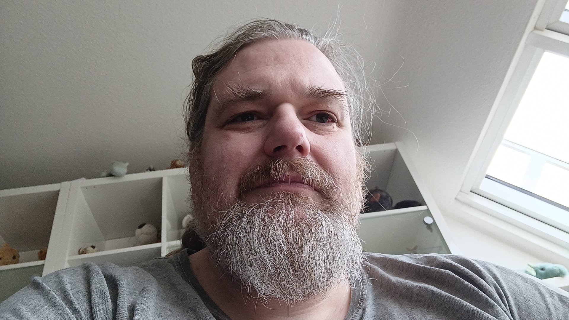 Der Mausebär hat ausgeschlafen - das ist schon mal gut